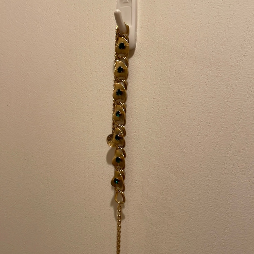 Gold emerald choker